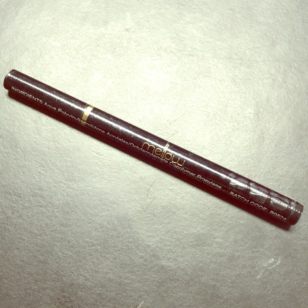 Mellow Precision Pen Eyeliner ~ Sealed